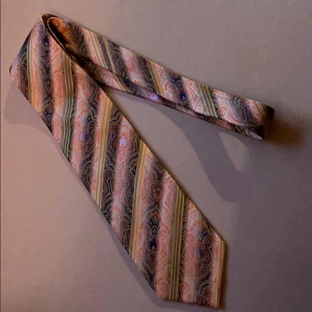 Tie
